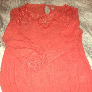 Long sleeve pretty blouse